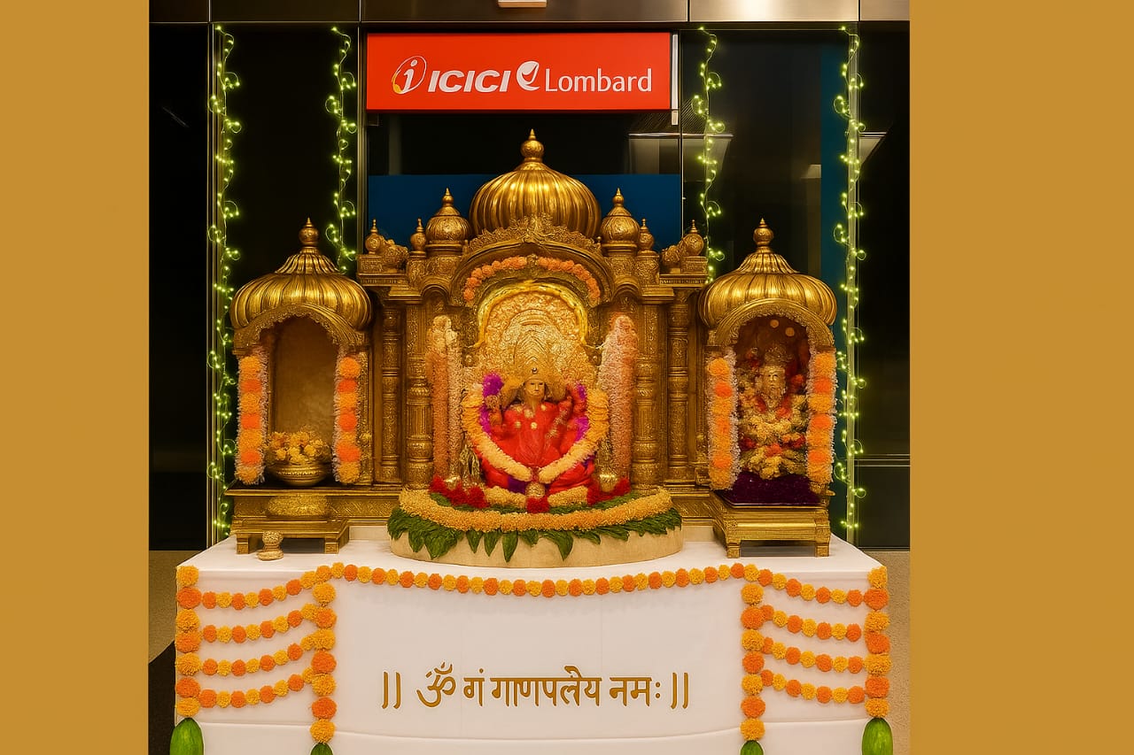 Ganpati Darshan Goes Digital at Mumbai Metro with ICICI Lombard