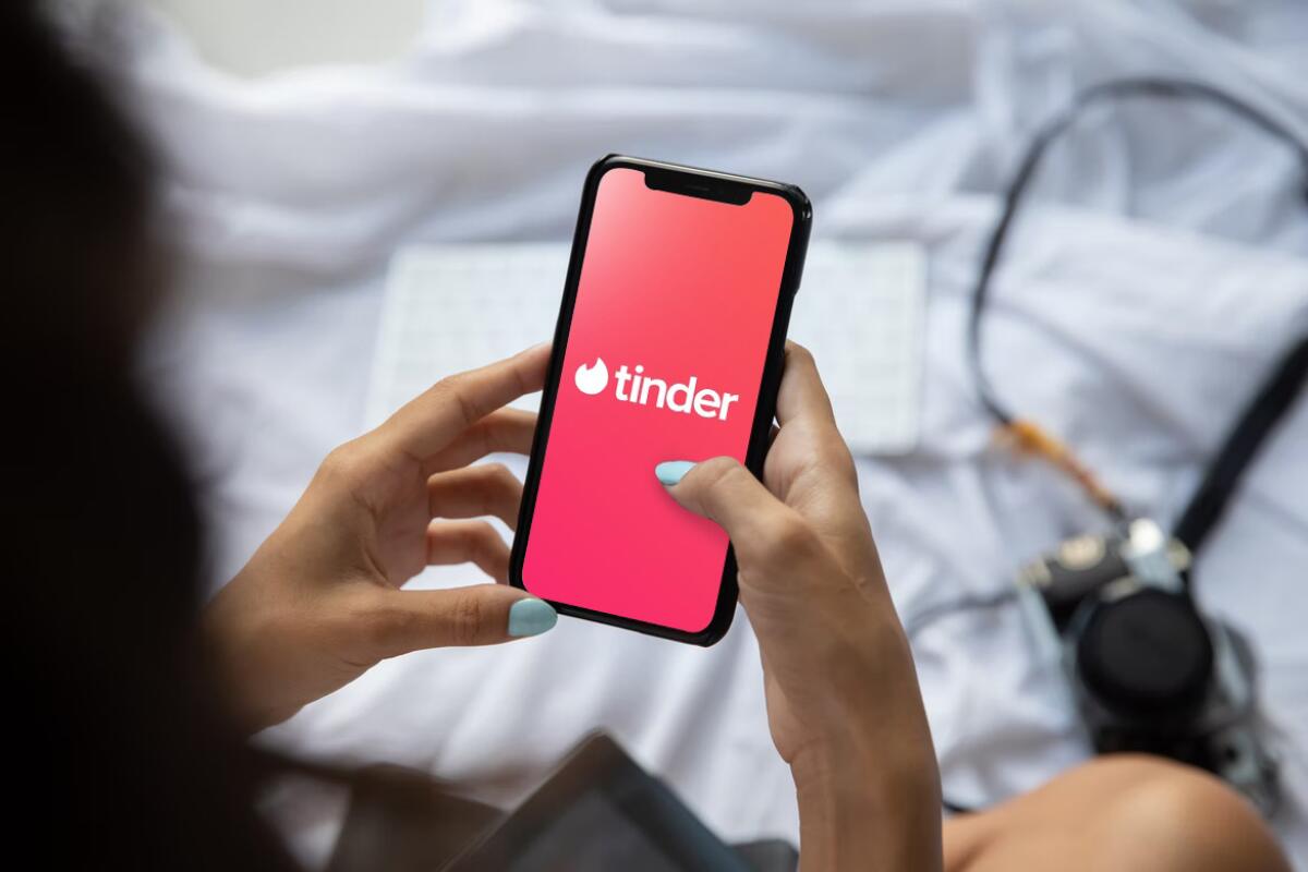 How Tinder’s Double Date Feature is Finding Love During Ganesh Chaturthi