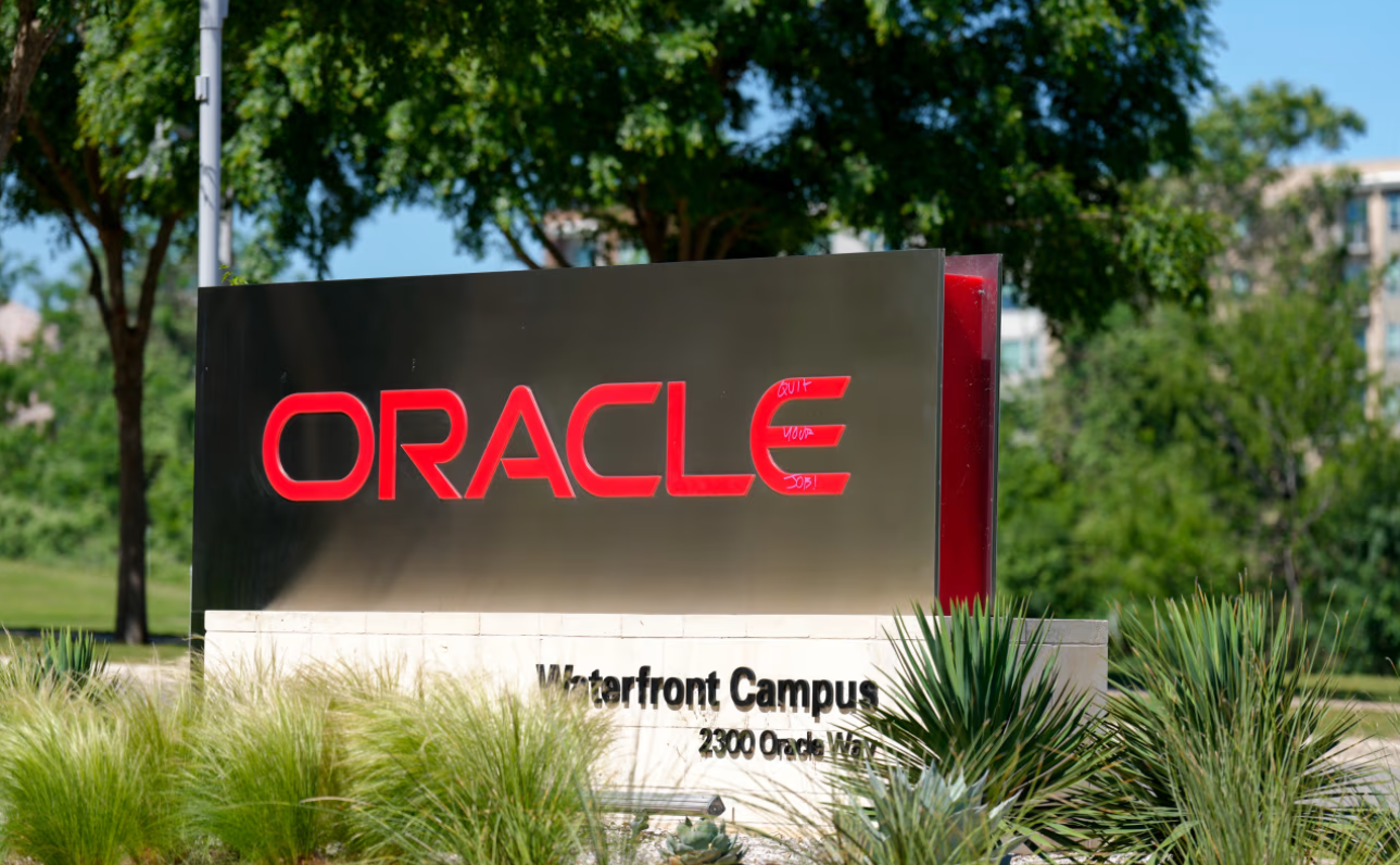 Oracle Stock Soars on AI Cloud Ambitions with $144 Billion Revenue Target by 2030