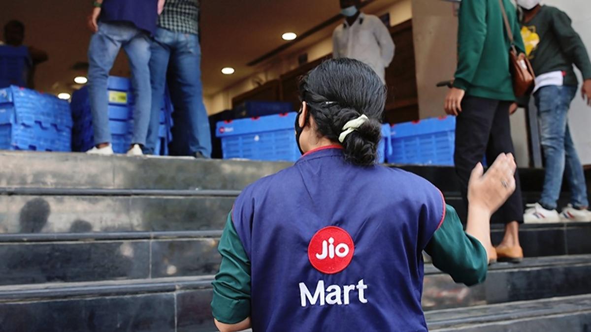Reliance Takes On Quick Commerce Giants As JioMart Expands 30-Minute Deliveries To 1,000 Cities