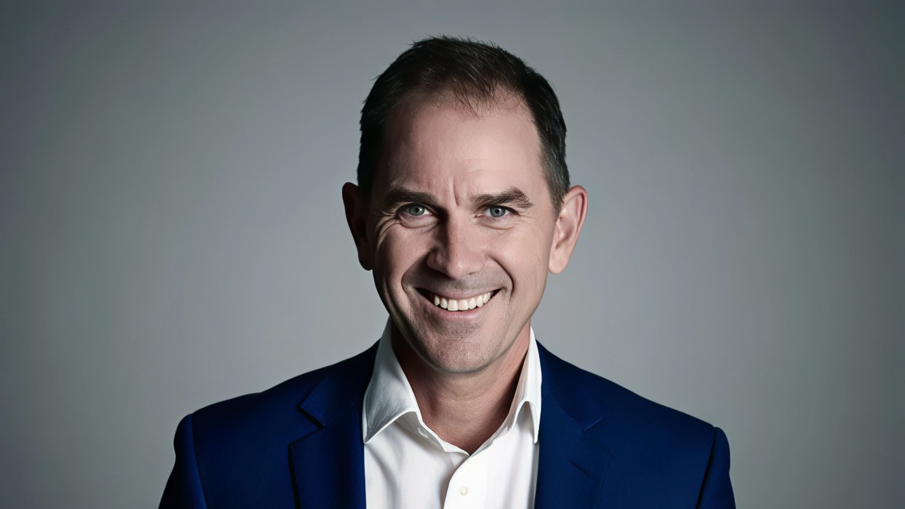 NiviCap brand ambassador Justin Langer puts student wellbeing at the centre