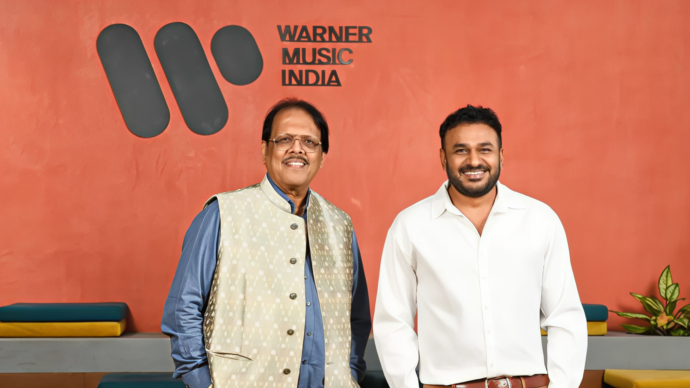 Warner Music India and Ultra Music sign global distribution partnership
